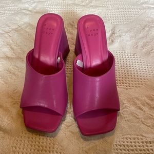 Magenta heels size 7 1/5